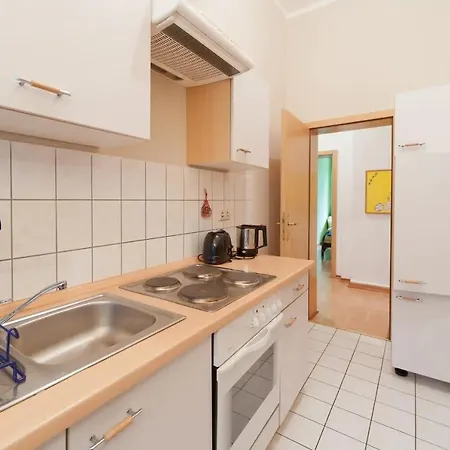 Große Ferienwohnung In Dresden-löbtau