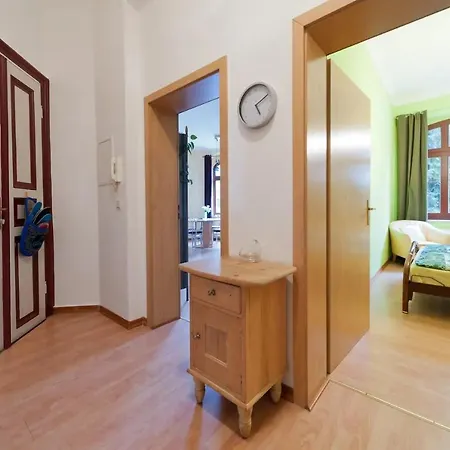 Große Ferienwohnung In Dresden-löbtau * Dresden